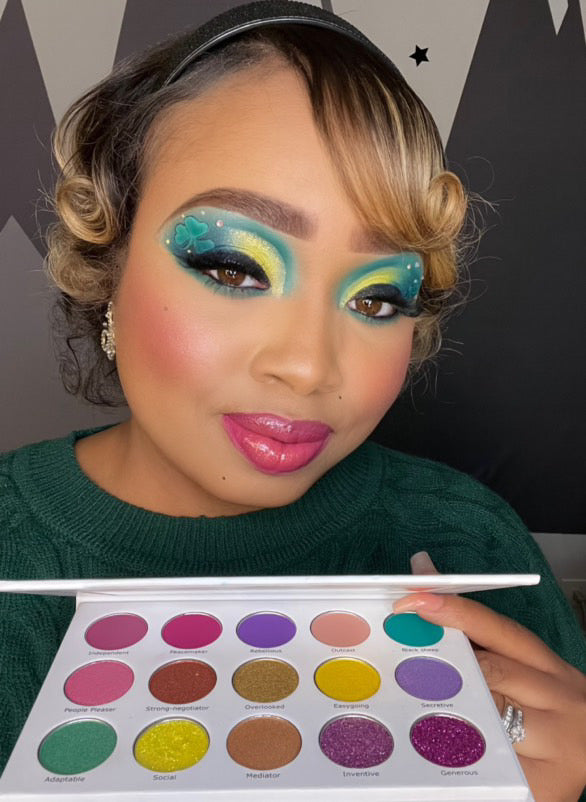 MIDDLE CHILD PALETTE