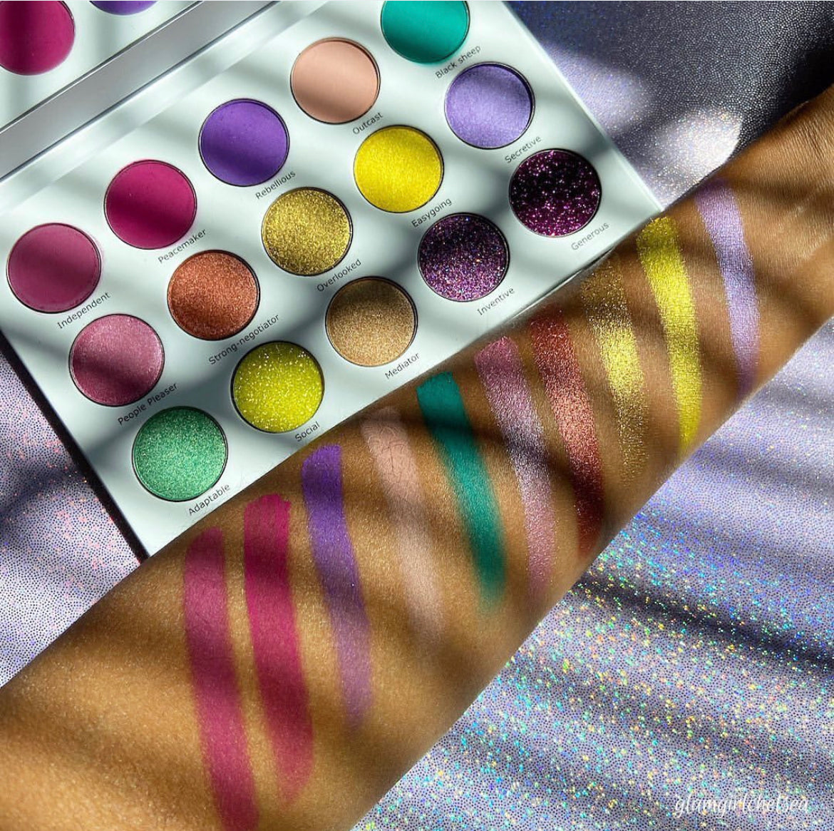 MIDDLE CHILD PALETTE